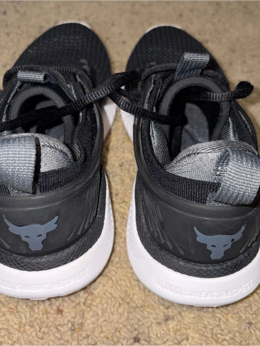 Under Armour breathable black